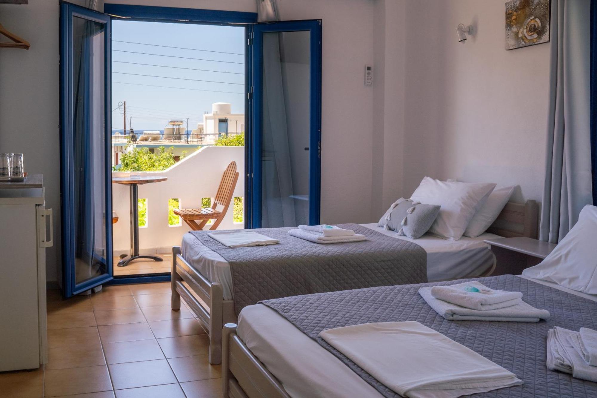 Giannis Rooms Агия Румели Екстериор снимка